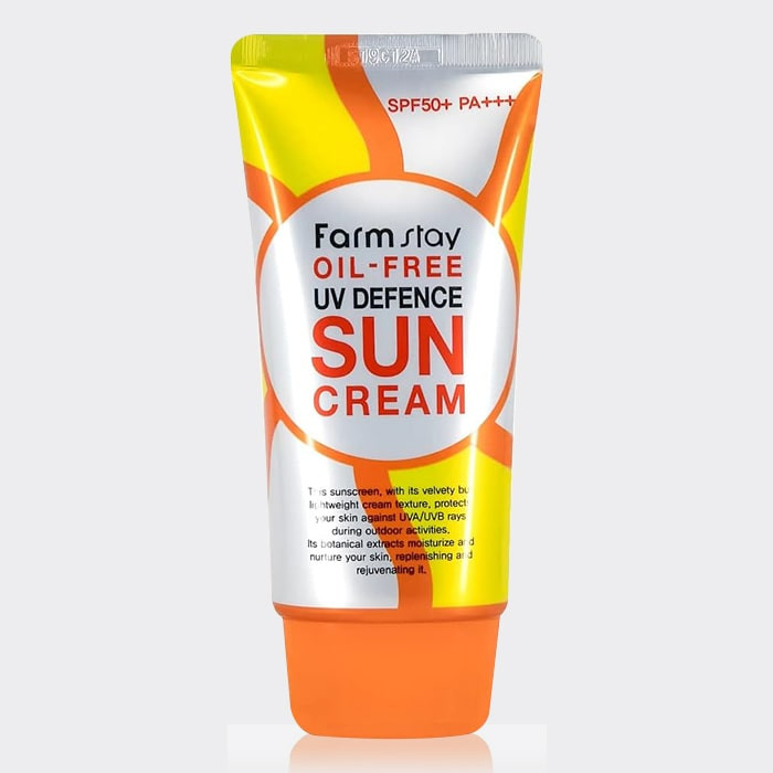 کرم ضد آفتاب فاقد چربی فارم استی SPF 50 اورجینال کره ای وزن 70 گرم