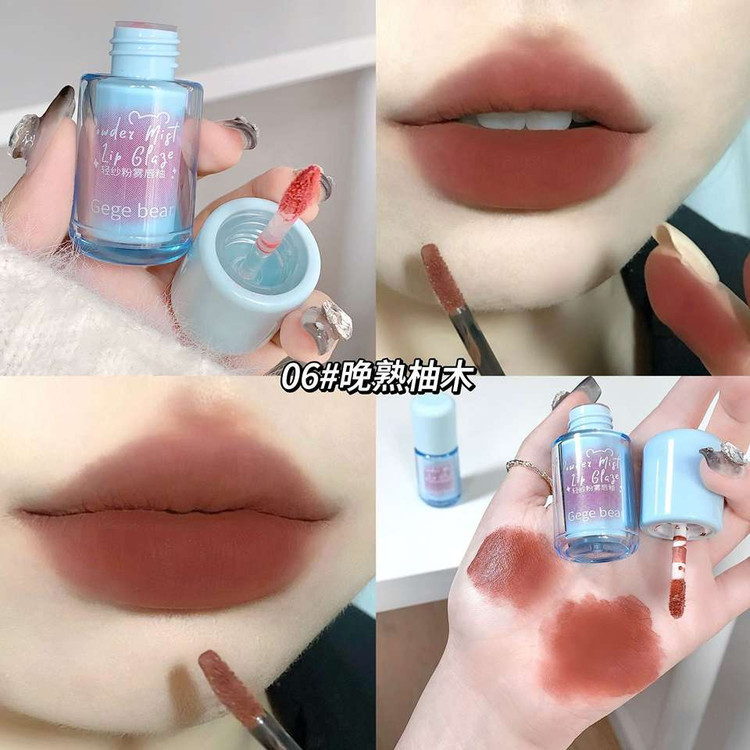 رژ لب مایع خمیری و مخملی گی گی بیر GEGE BEAR مدل POWDER MIST LIP GLAZE