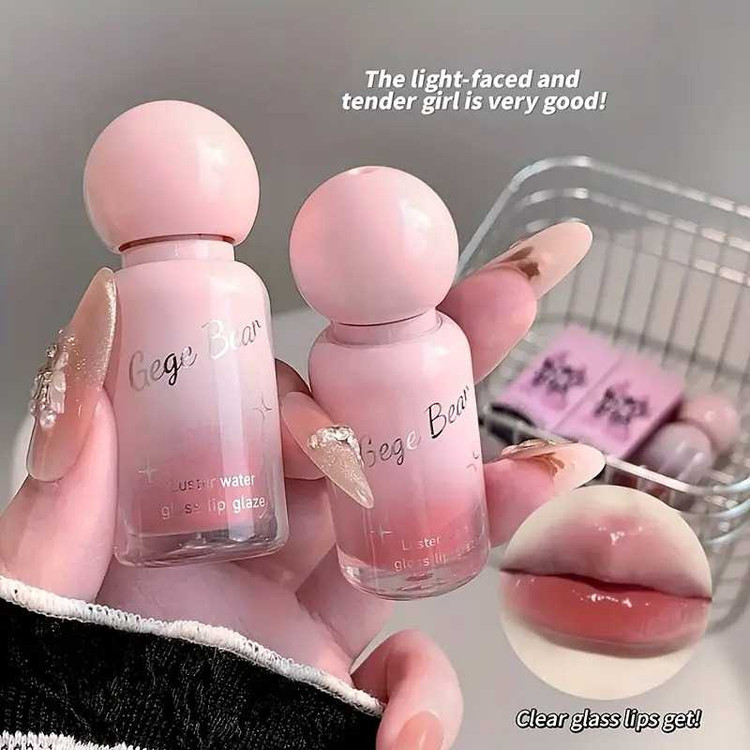 Gege Bear Pouring Light Luster Water Gloss Lip Glaze