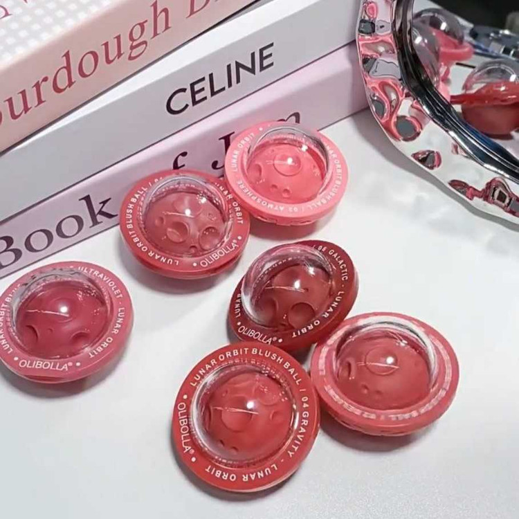 رژگونه و رژ لب خیس اولیبولا مدل فضایی وزن 3.6 گرم OLIBOLLA