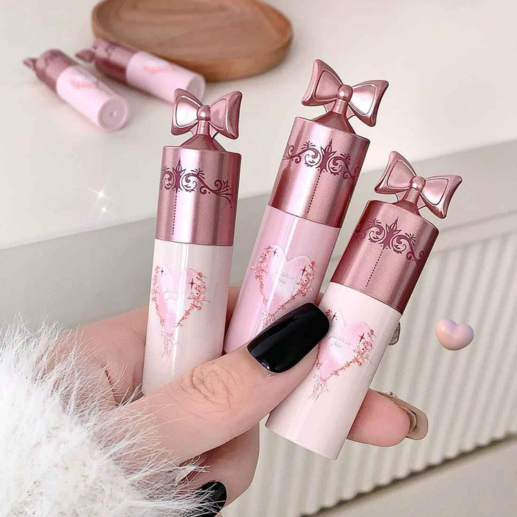 کانسیلر مایع دایمانپو مدل پاپیونی