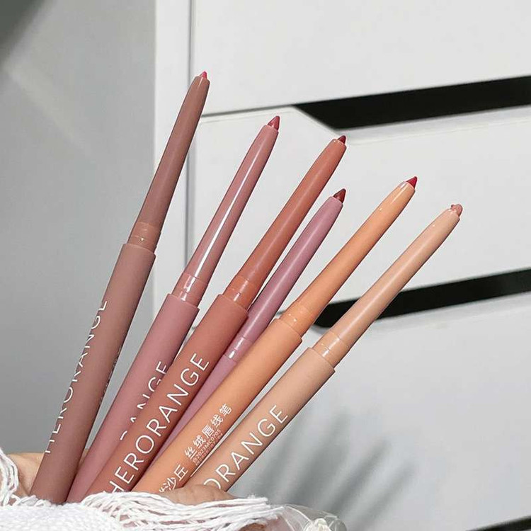 خط لب پیچی هرورنج مدل SILK