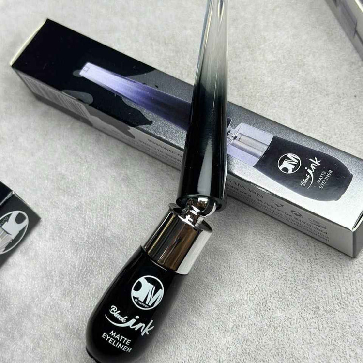 خط چشم ماژیکی دونامون مدل Black ink