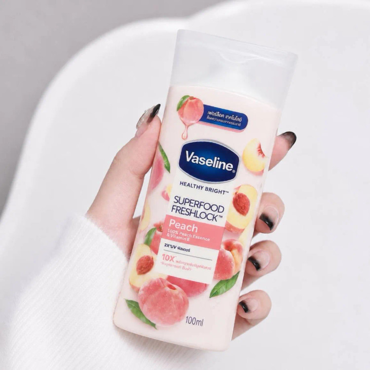 لوسیون بدن وازلین مدل SUPER FOOD FRESH LOCK حجم 100 میل